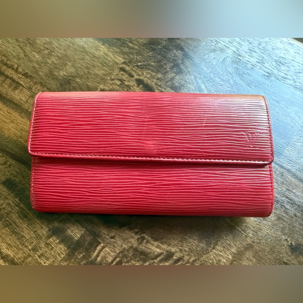 Louis Vuitton Red Sara Epi Leather Wallet